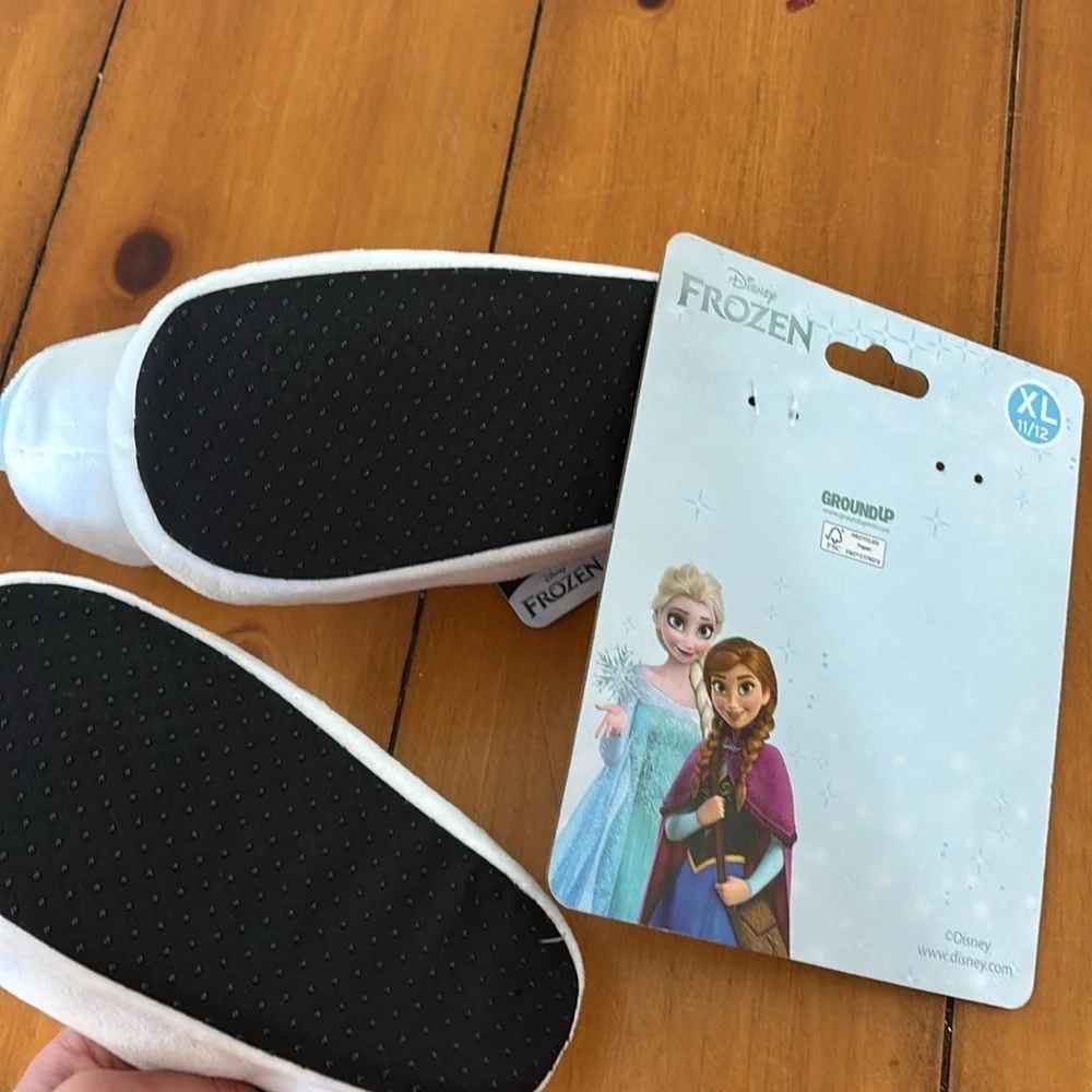 NWT Disney Frozen Olof slippers- warm and cozy size child’s XL 11/12. Brand new